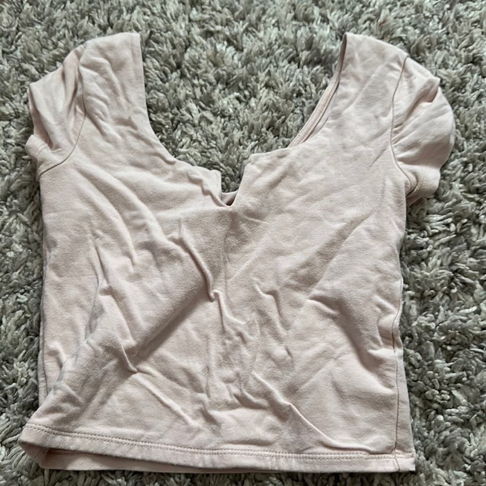 baby pink baby tee cropped top